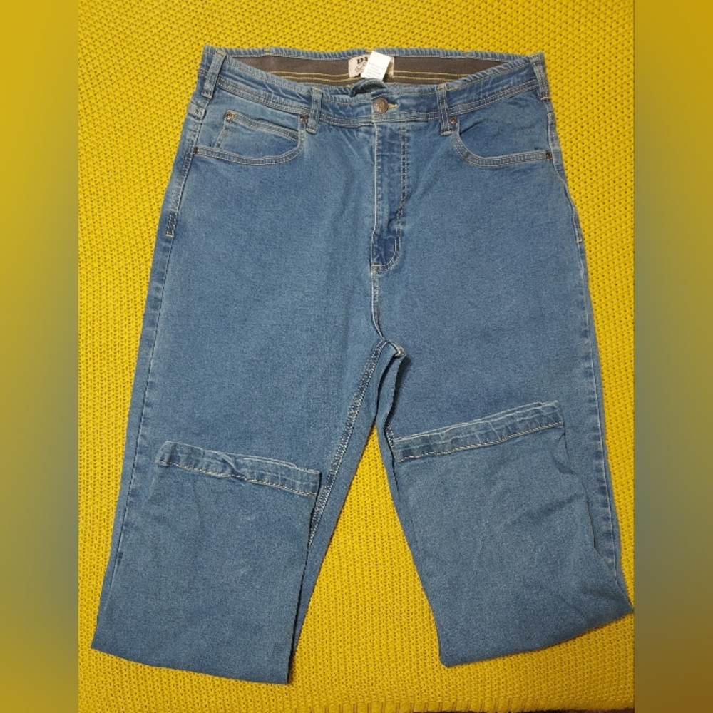 Mena Jeans